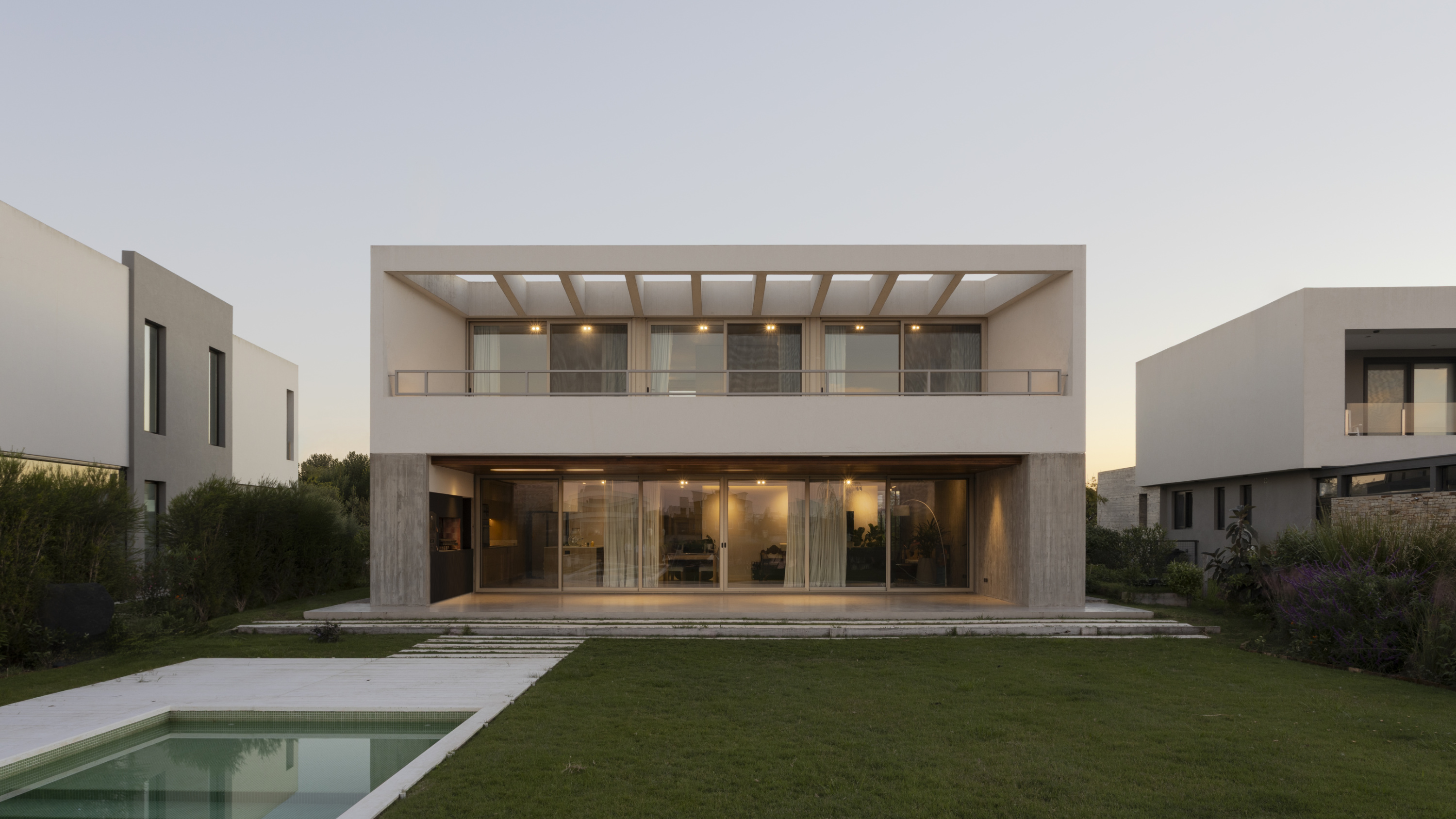 Casa Villalobos – 16-9